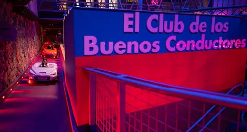 Zona conducción para niños