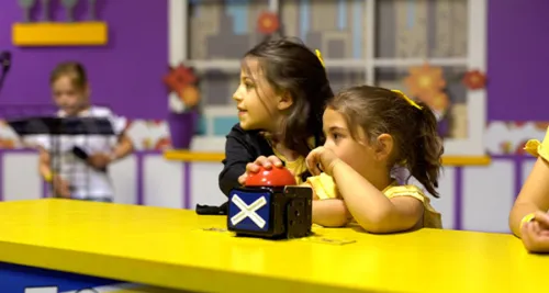 Niños jugando